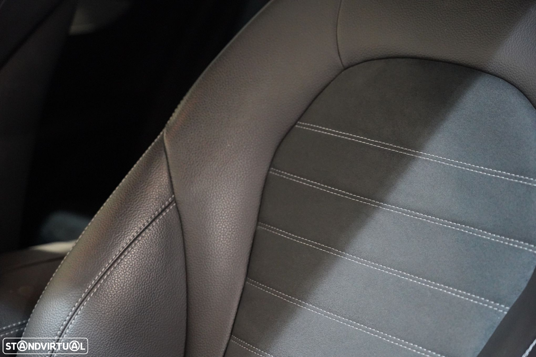 Mercedes-Benz GLC 220 - 21
