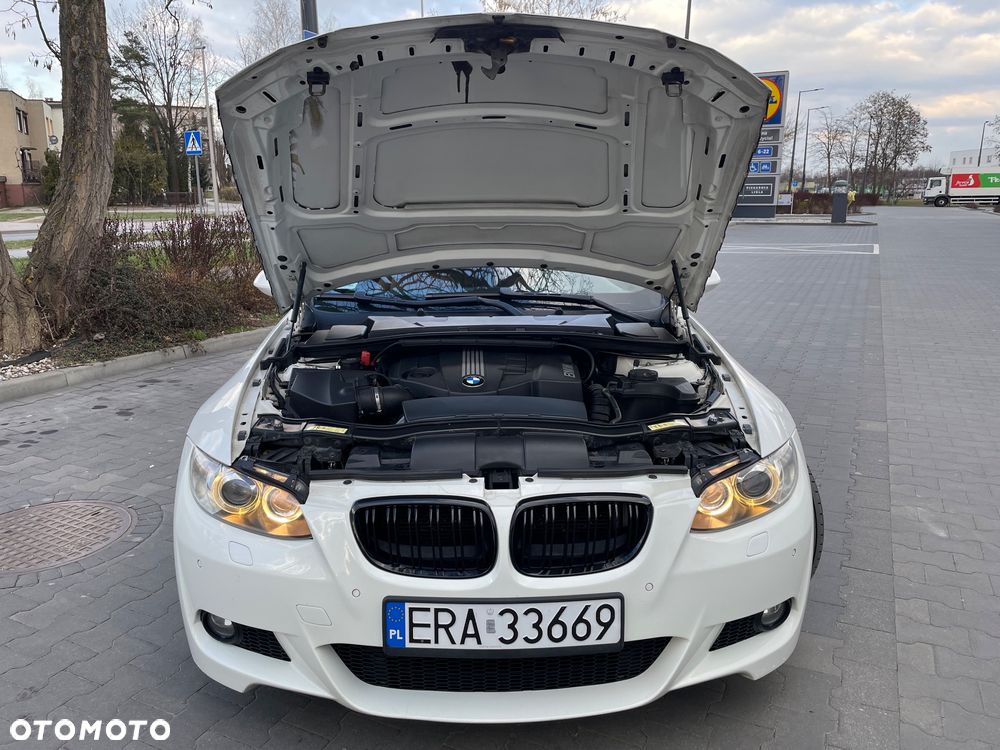 BMW Seria 3 320d - 25