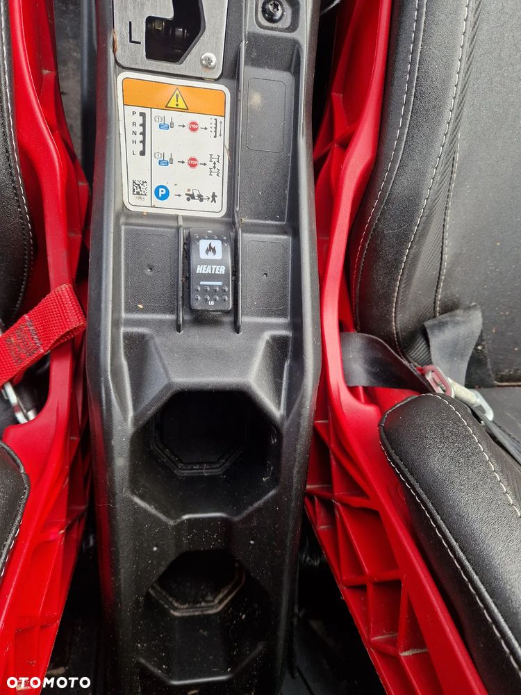 Can-Am Maverick - 15