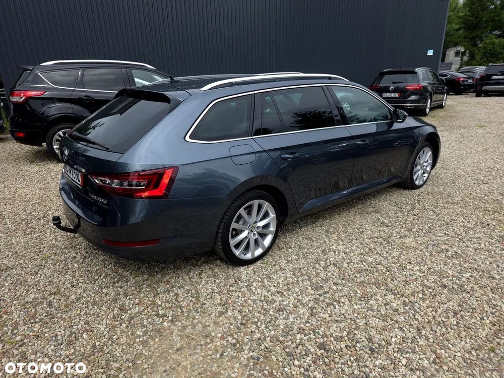 Skoda Superb 2.0 TDI Style DSG - 7