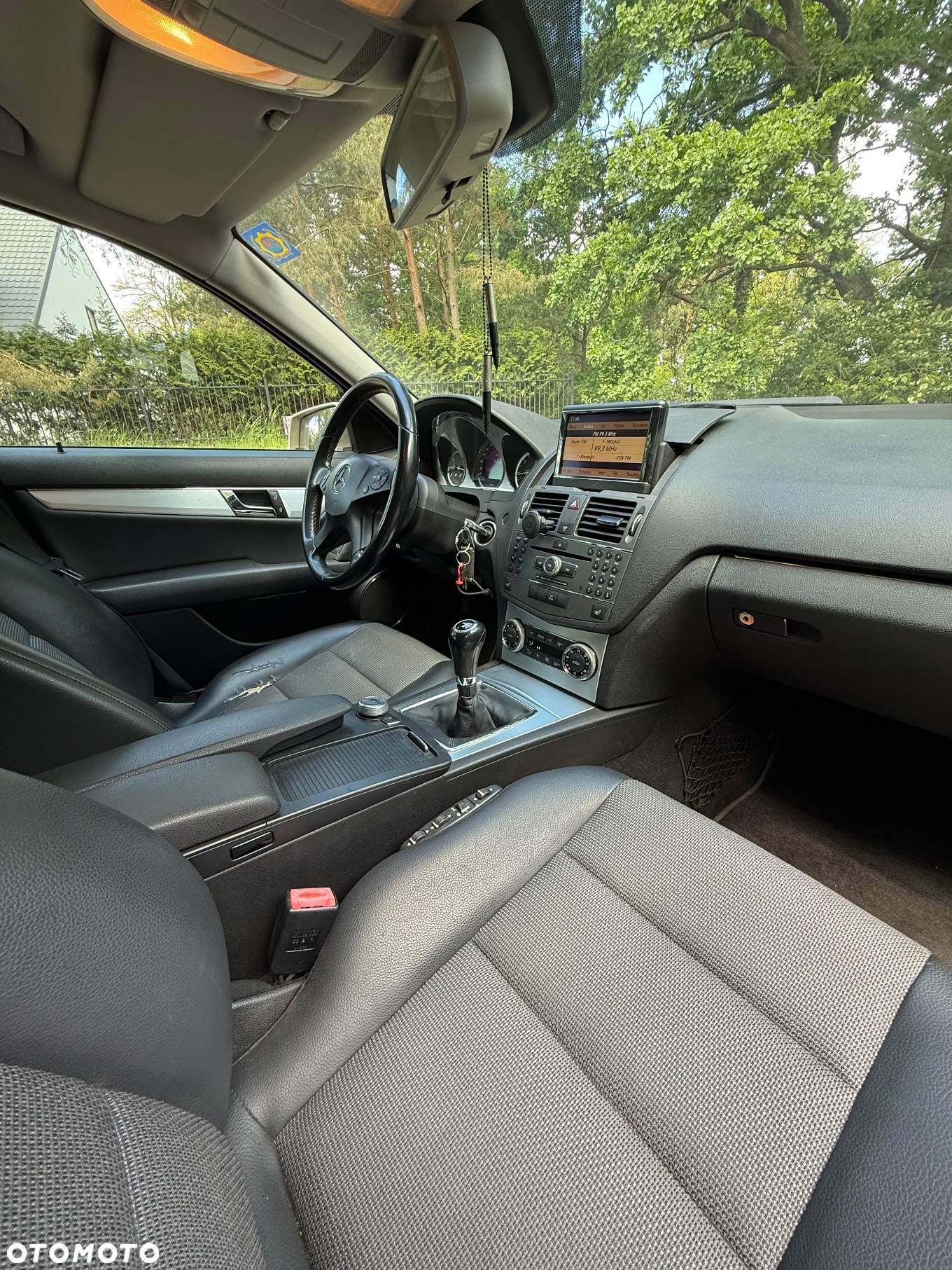 Mercedes-Benz Klasa C 220 T CDI DPF (BlueEFFICIENCY) Avantgarde - 25