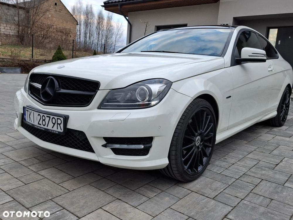 Mercedes-Benz Klasa C 350 BlueEFFICIENCY 7G-TRONIC Edition 1 - 2