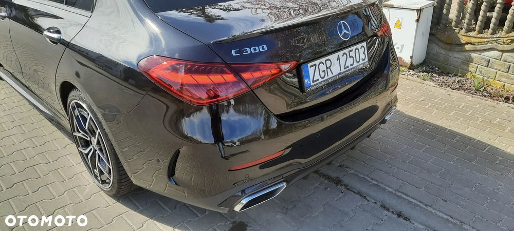Mercedes-Benz Klasa C 300 mHEV 4-Matic AMG - 2