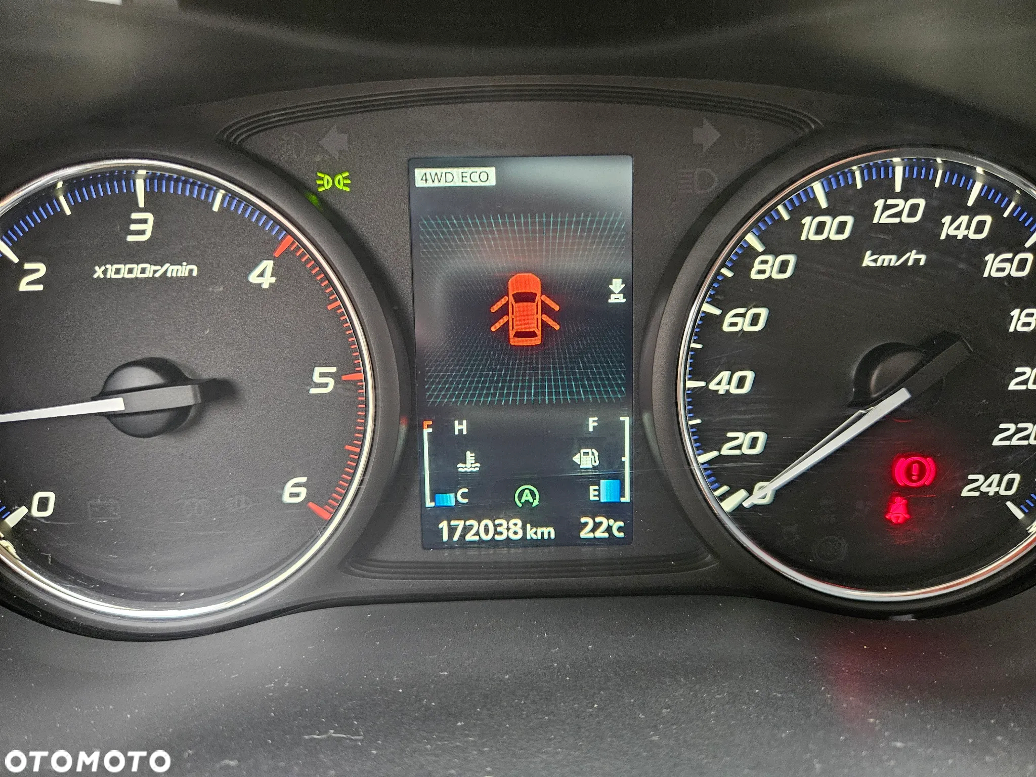 Mitsubishi Outlander 2.2 DID Intense + - 21