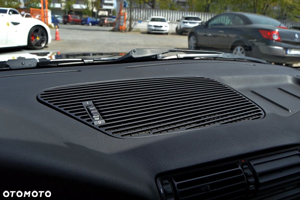 BMW Seria 5 540i - 14