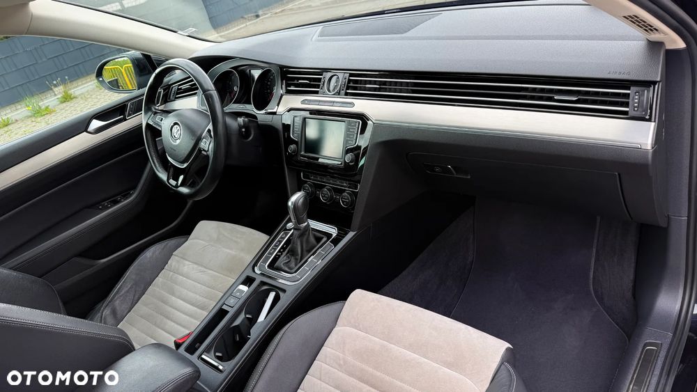 Volkswagen Passat 1.8 TSI BMT Highline DSG - 17