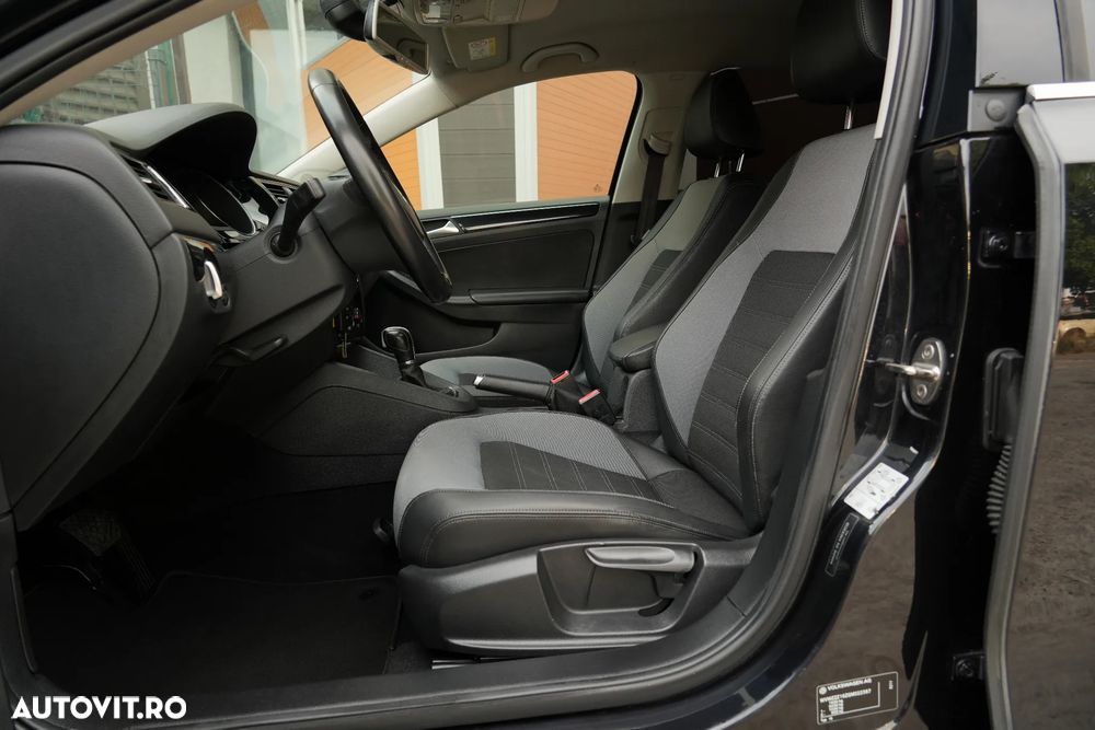 Volkswagen Jetta 2.0 TDI DSG BlueMotion Technologie - 13