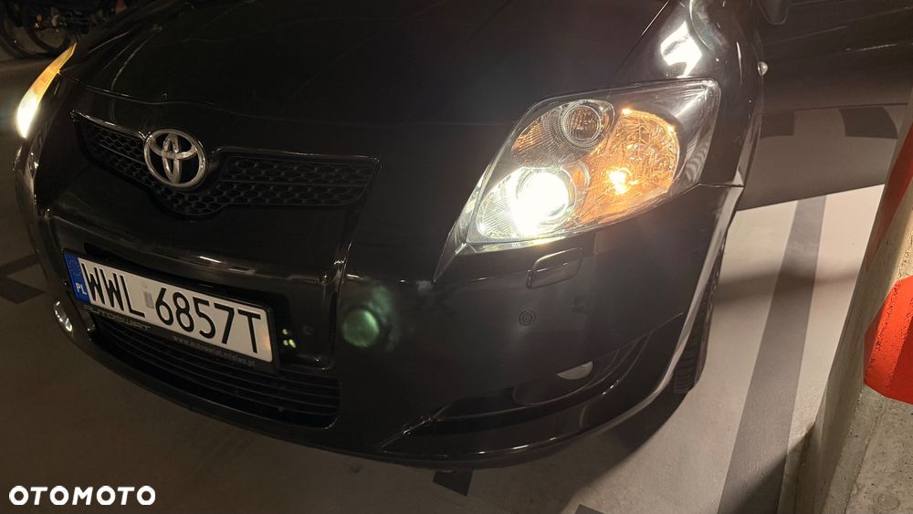 Toyota Auris 1.6 VVT-i Luna MM - 21