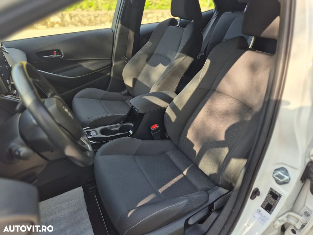 Toyota Corolla 1.8 HSD Exclusive Plus tapiterie Neagra - 11