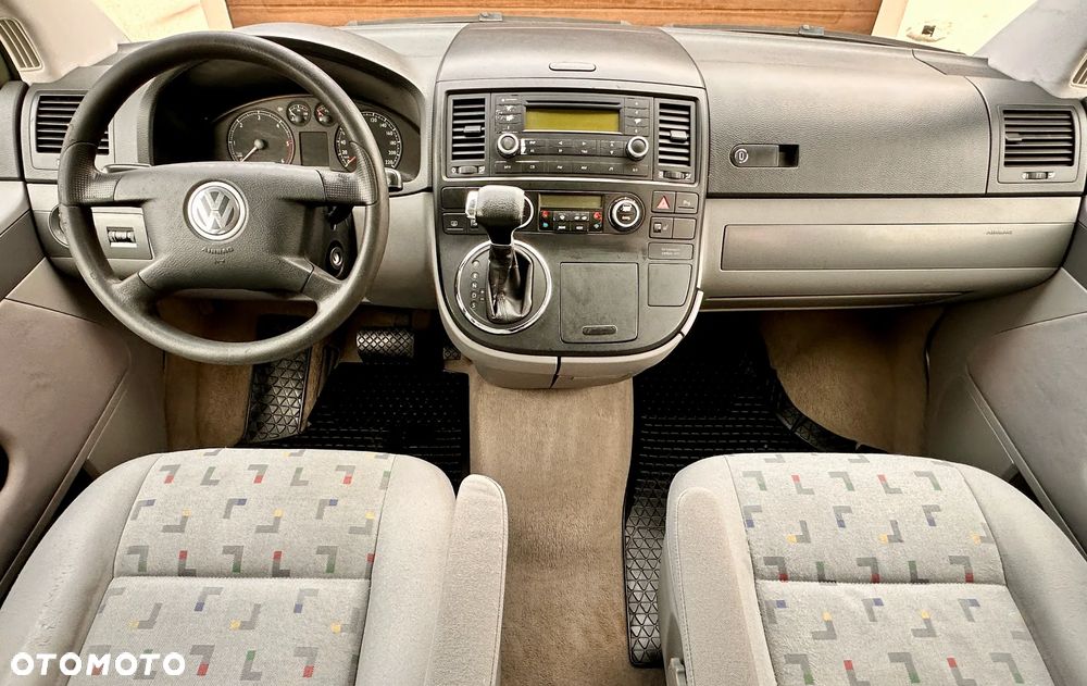 Volkswagen Multivan - 4