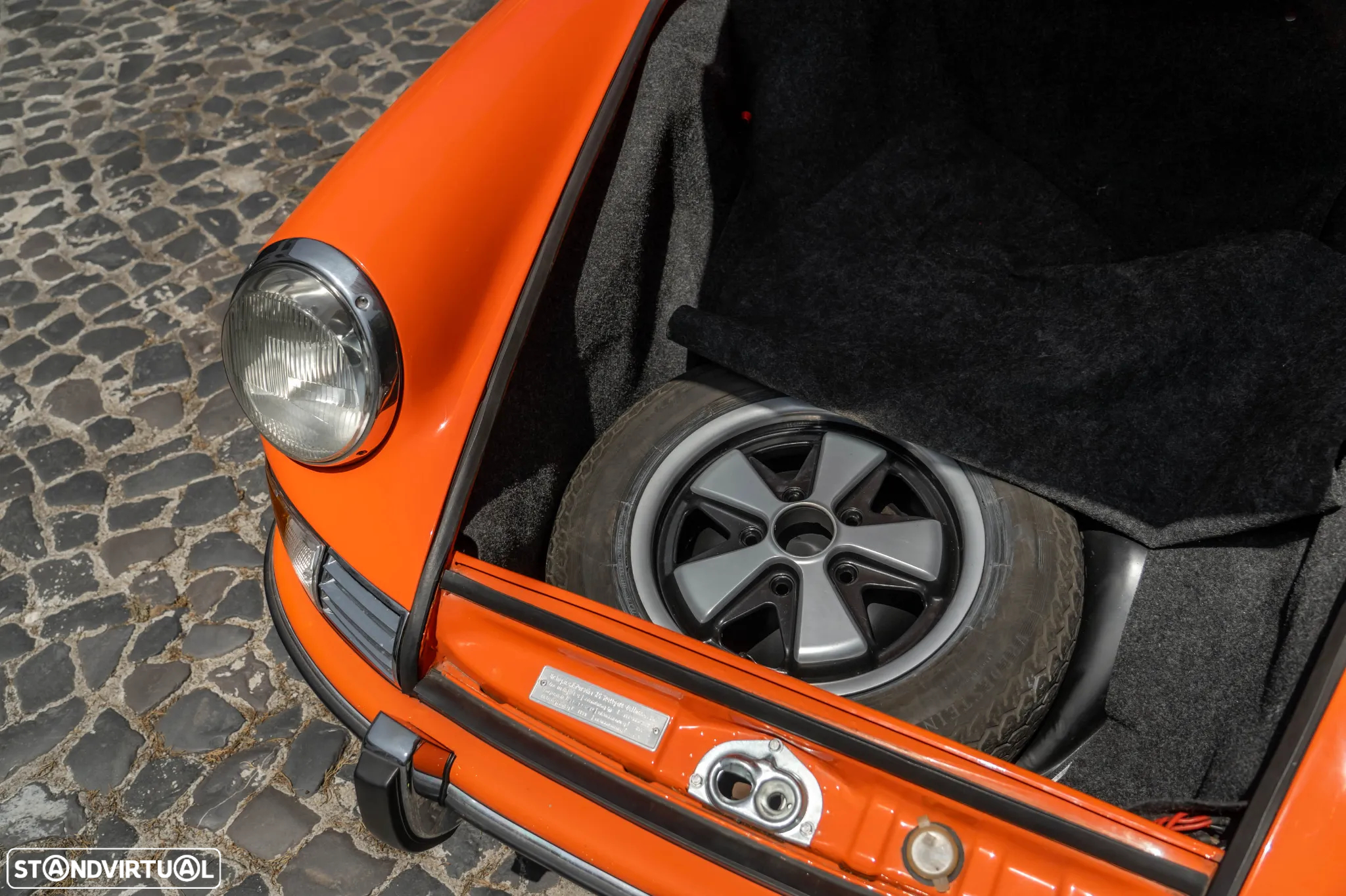 Porsche 911 Série F - 31