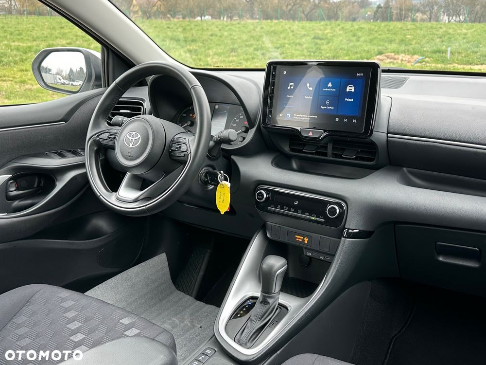 Toyota Yaris - 22