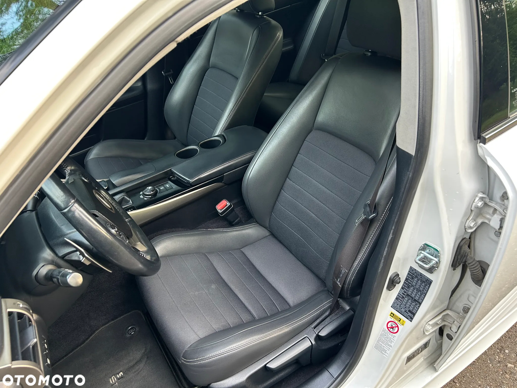 Lexus IS 250 Comfort - 9