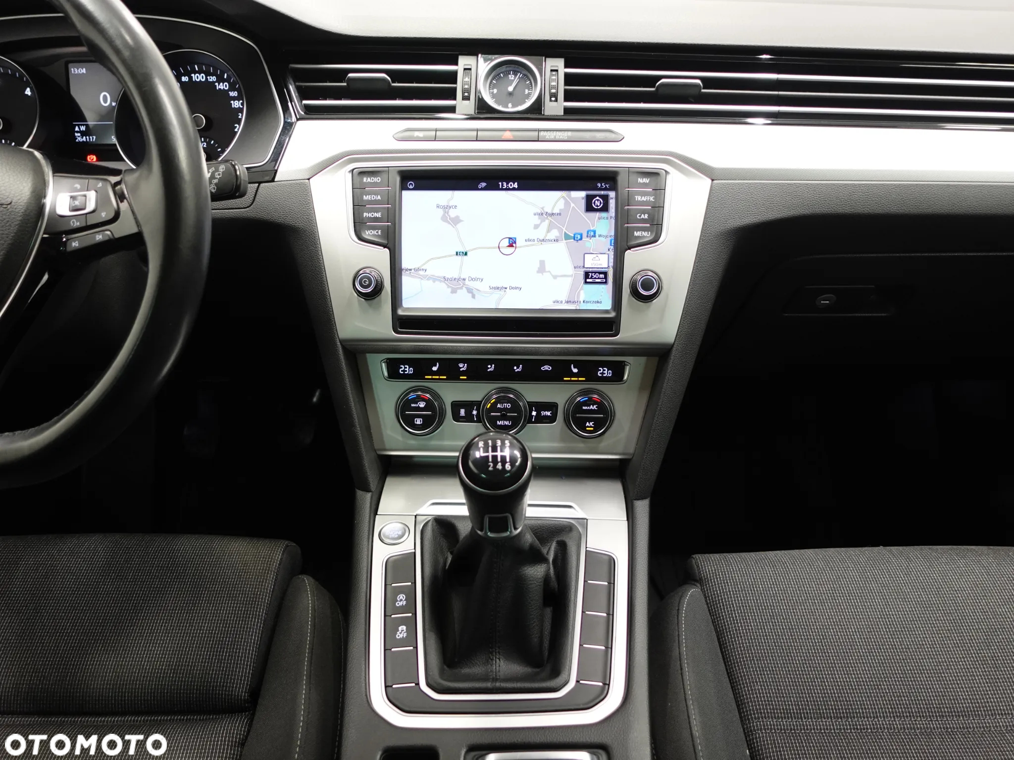 Volkswagen Passat 2.0 TDI BMT Comfortline - 35
