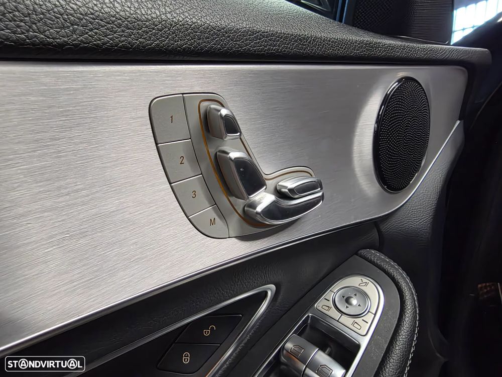 Mercedes-Benz C 300 de AMG Line - 15