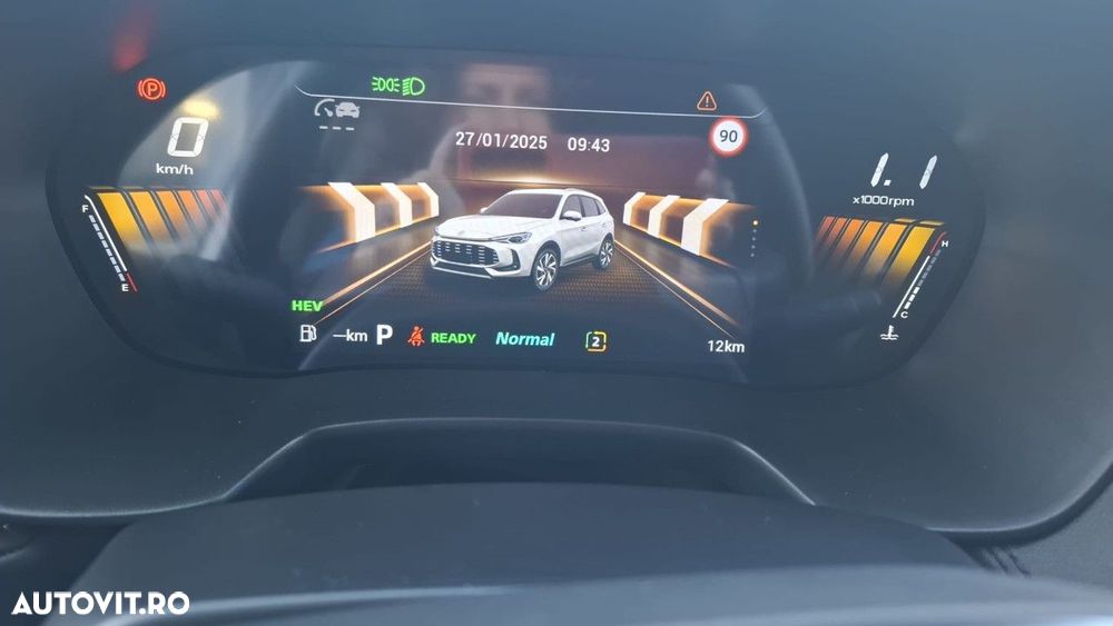 MG ZS HEV Hybrid+ Luxury - 17