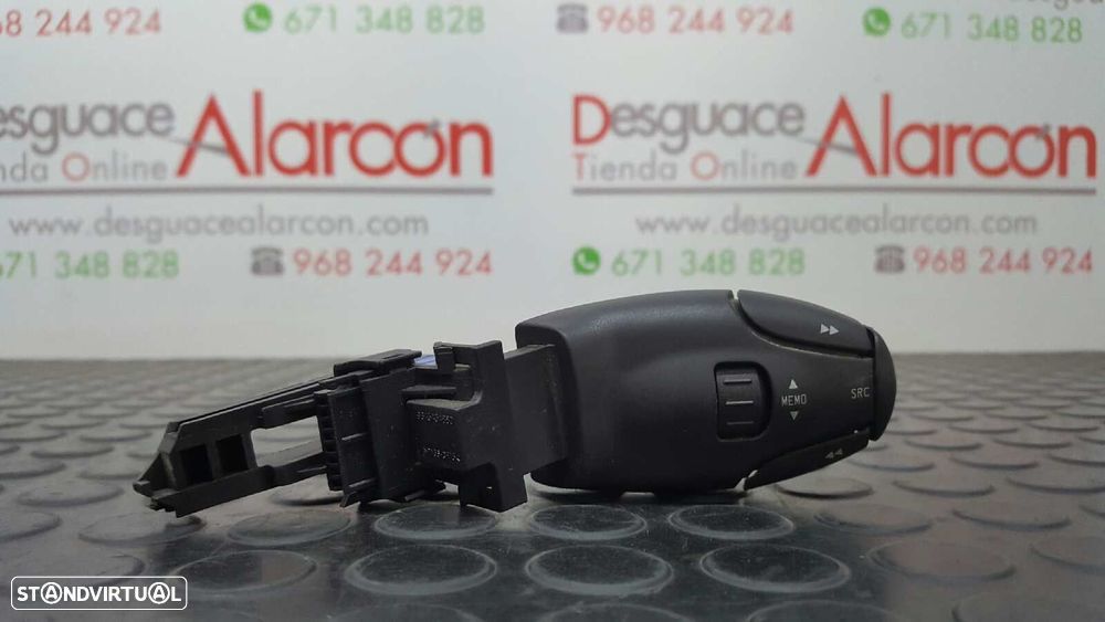 CONTROLE DE VOLANTE MULTIFUNCIONAL PEUGEOT PARTNER (S2) COMBI PLUS - 1