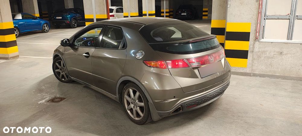 Honda Civic 1.8 Comfort - 6