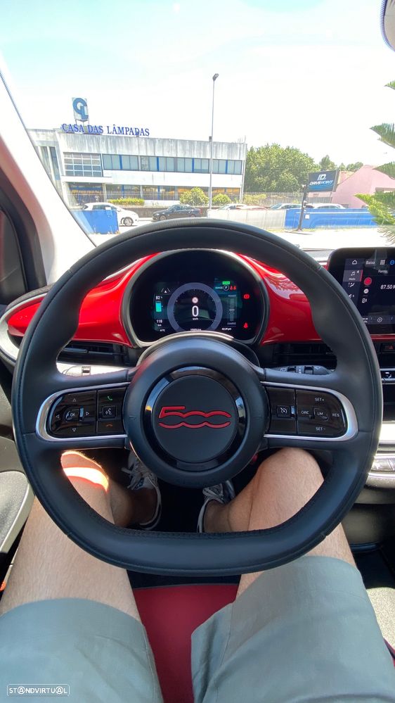 Fiat 500e (RED) - 24