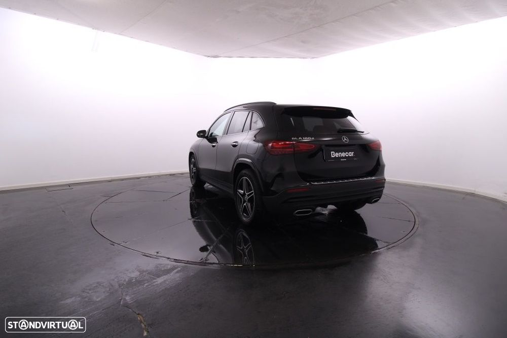Mercedes-Benz GLA 180 d AMG Line - 6