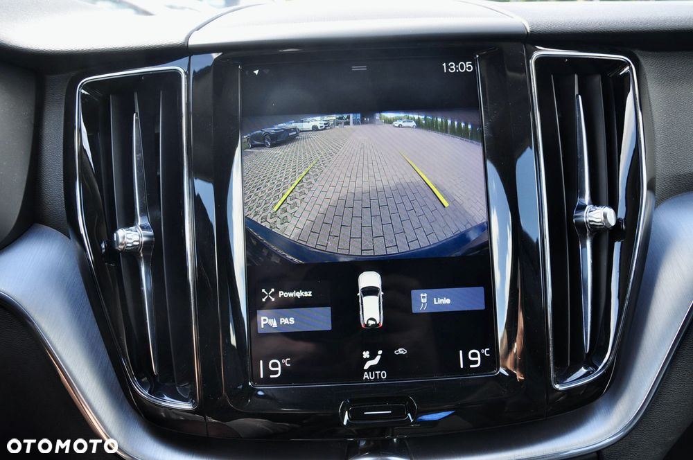 Volvo XC 60 D3 Momentum - 11