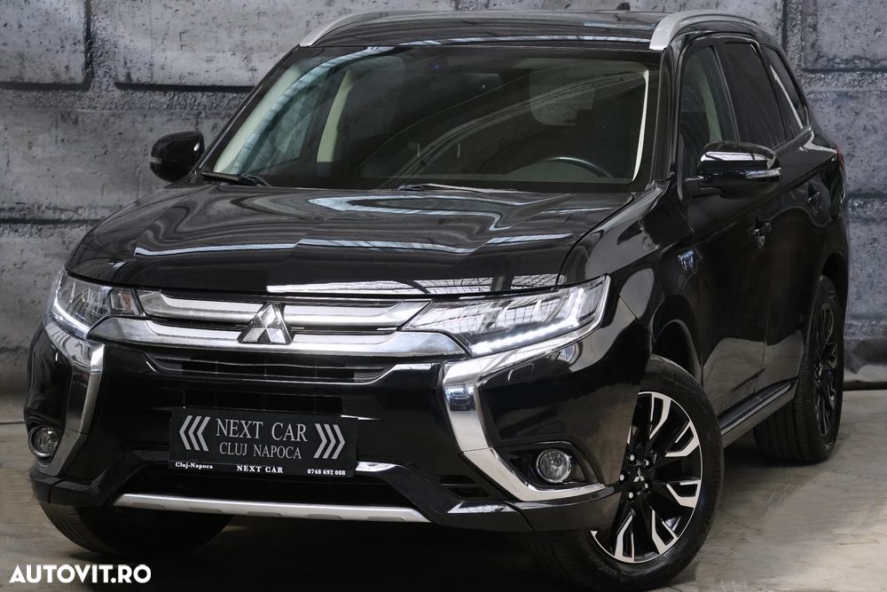 Mitsubishi Outlander 2.0 4WD Plus - 3
