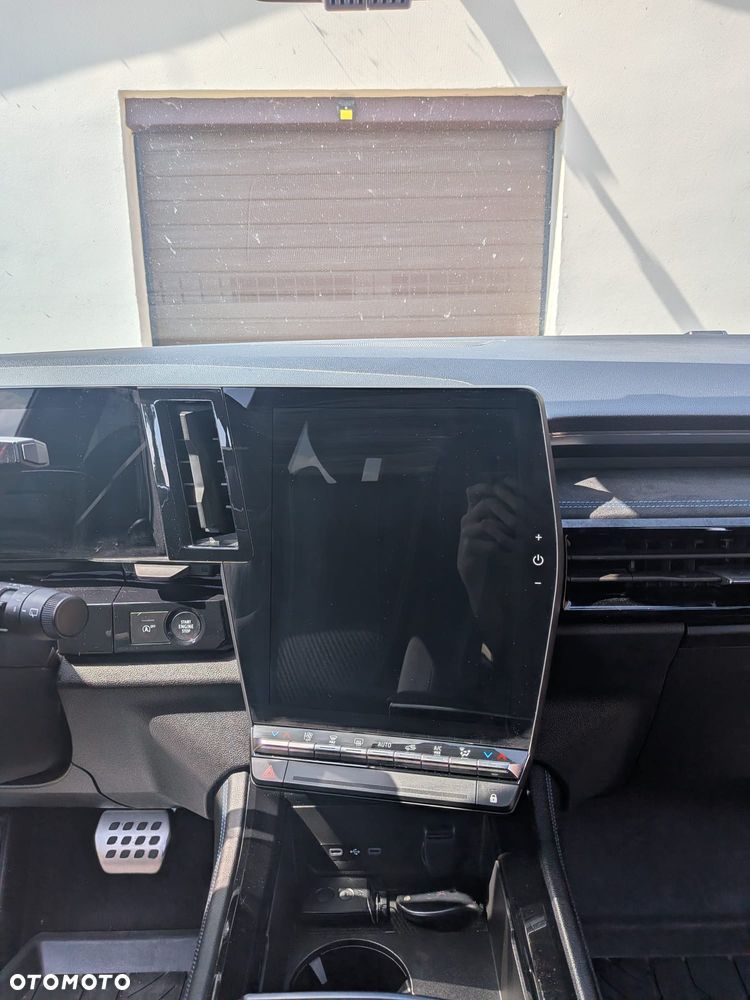 Renault Austral 1.3 TCe mHEV Esprit Alpine - 10