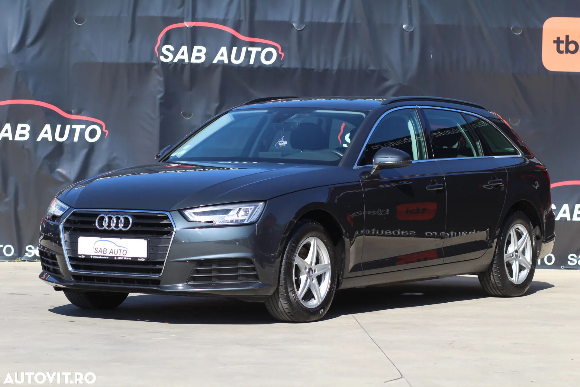 Audi A4 Avant 35 TDI S tronic design - 2