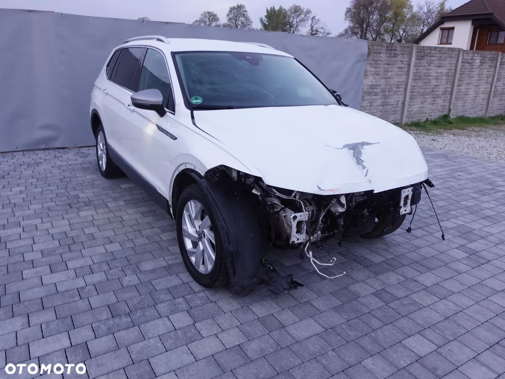 Volkswagen Tiguan - 9
