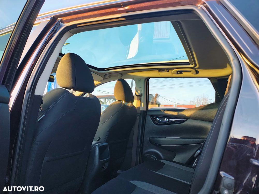 Nissan Qashqai 1.3 DIG-T N-CONNECTA - 22