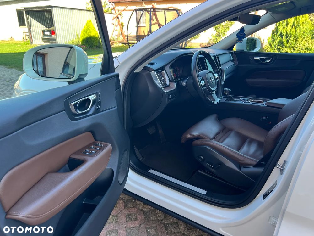 Volvo XC 60 D4 AWD Inscription - 9