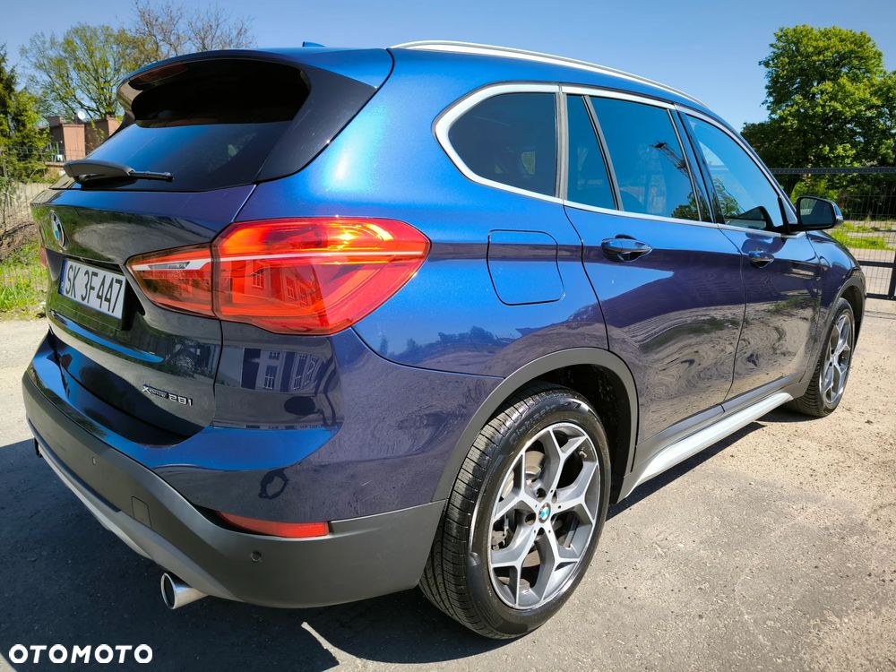 BMW X1 xDrive25i xLine - 5