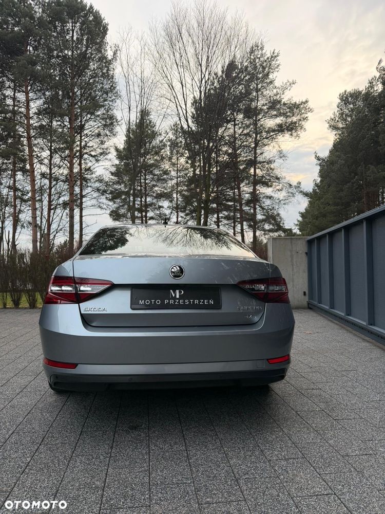 Skoda Superb 1.4 TSI ACT 4x4 SportLine - 5