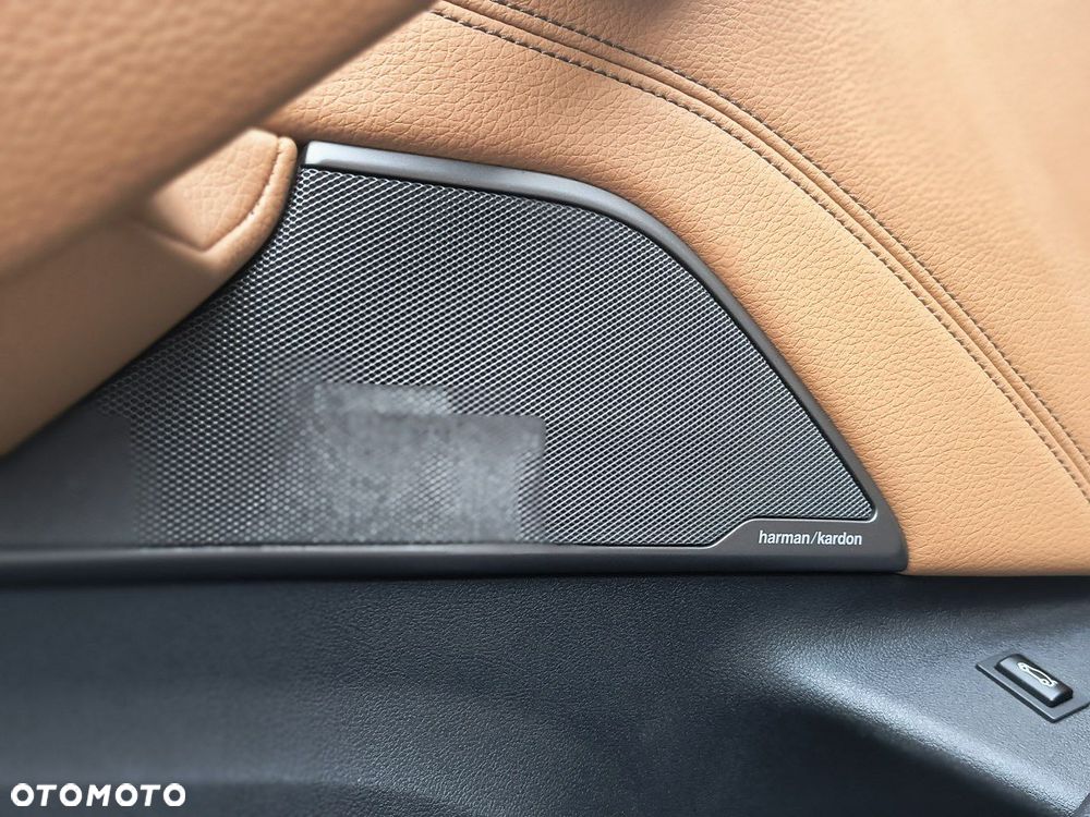 BMW Seria 5 530i Luxury Line sport - 18