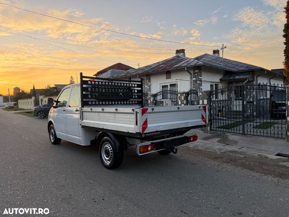 Volkswagen Transporter - 2