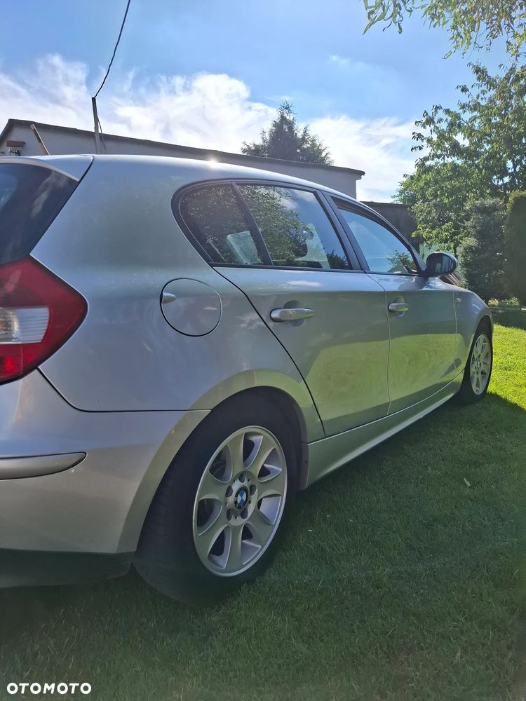 BMW Seria 1 118d - 14