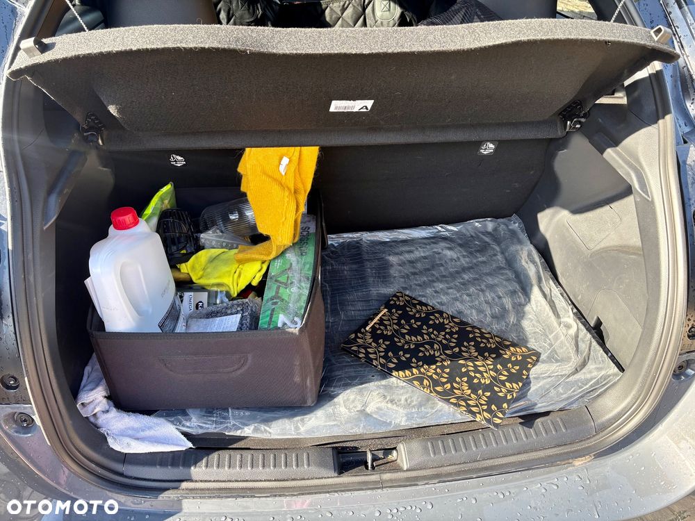 Toyota Yaris - 9