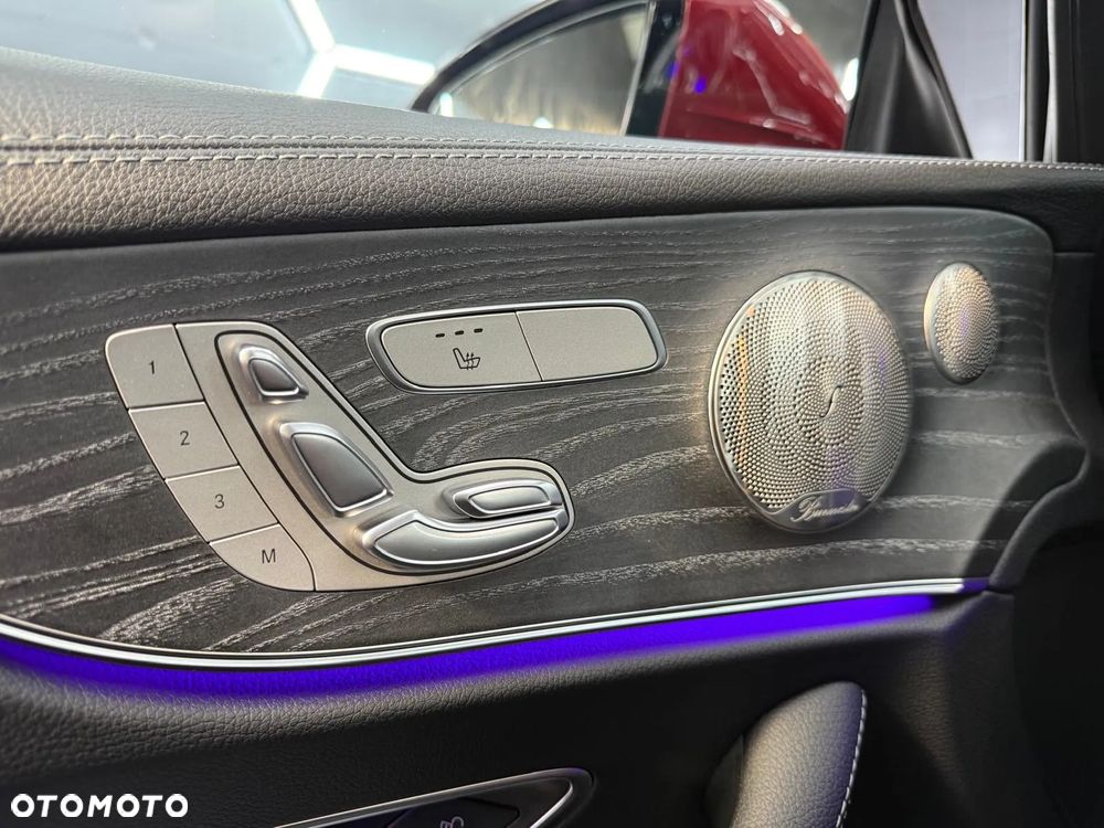 Mercedes-Benz Klasa E 300 Coupe 9G-TRONIC AMG Line - 23