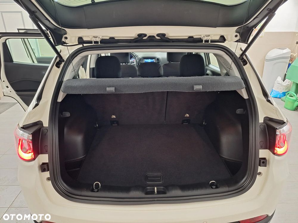 Jeep Compass 1.4 MultiAir Limited - 27