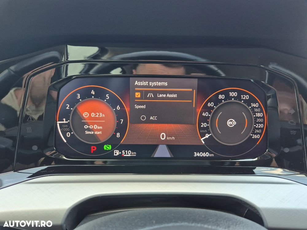 Volkswagen Golf 1.0 eTSI DSG MHEV Life - 20