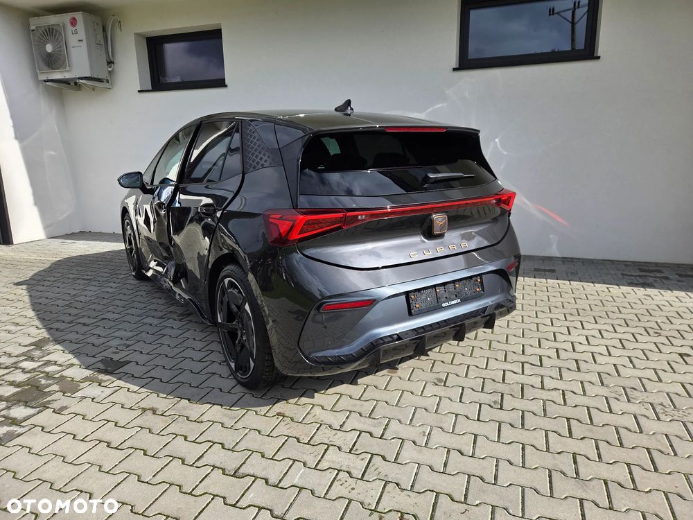 Cupra Born - 4