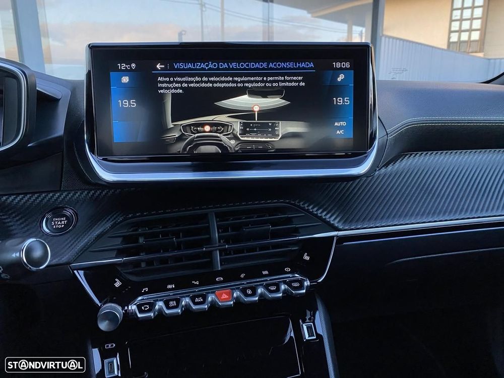 Peugeot 2008 1.2 PureTech GT EAT8 - 25