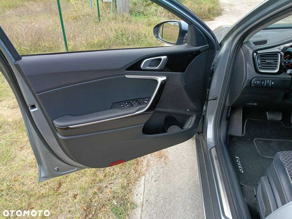 Kia XCeed 1.5 T-GDI Business Line DCT - 10