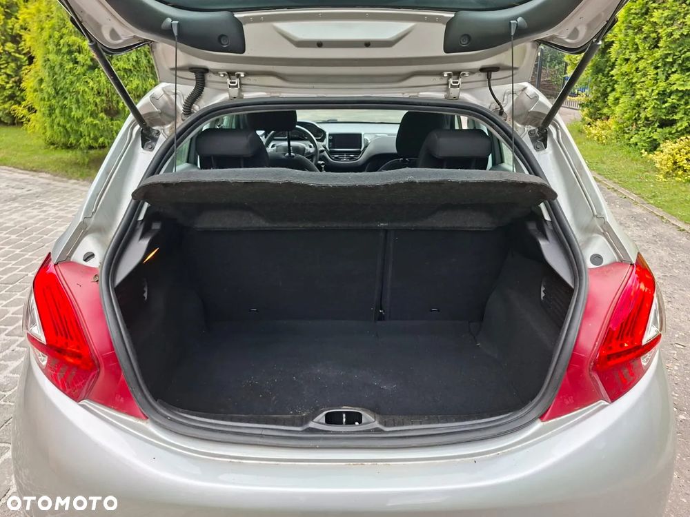 Peugeot 208 1.2 VTi Active ETG5 - 9