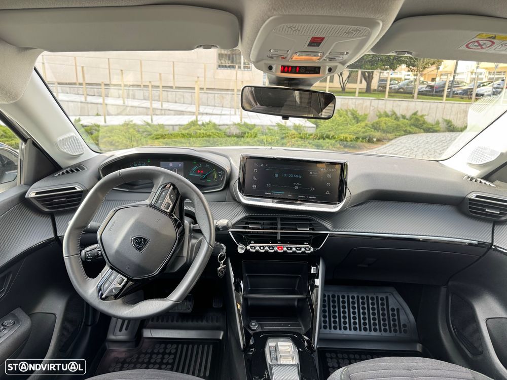 Peugeot e-208 Active - 14
