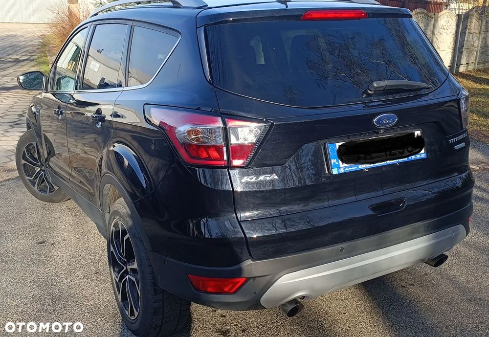 Ford Kuga - 10
