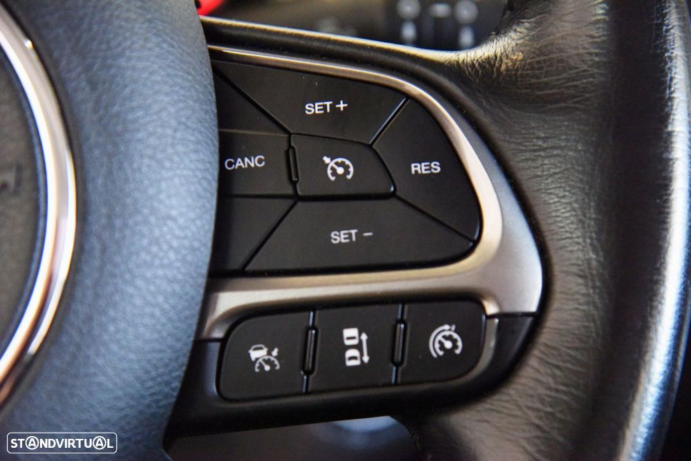 Jeep Renegade 1.6 MJD Limited DCT - 15