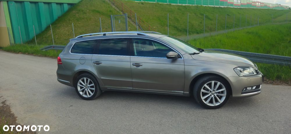 Volkswagen Passat 2.0 TDI 4Mot Highline DSG - 35