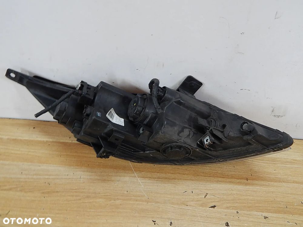 Lampa reflektor LEWY przód LED Kia Sportage III 10-16 Łuków części - 6