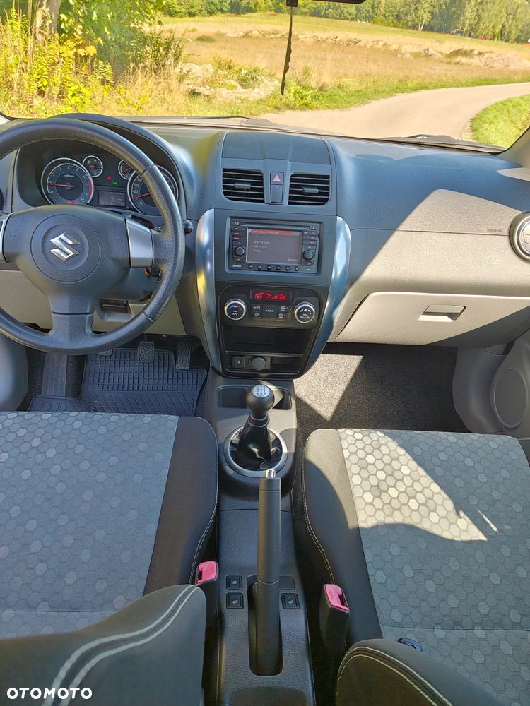 Suzuki SX4 Classic 1.6 VVT 4x2 Style - 15